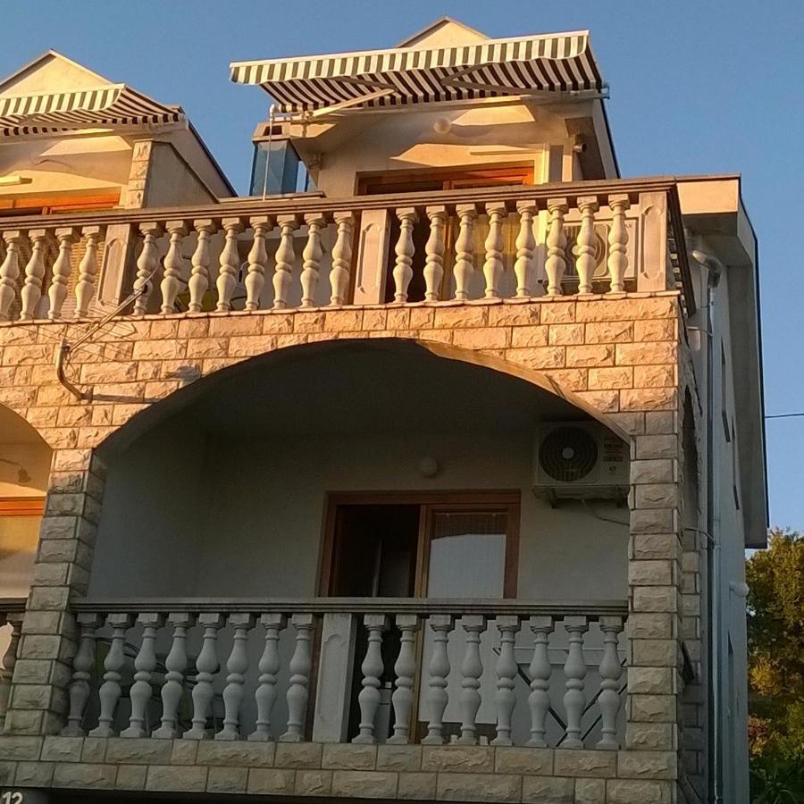 Manda Apartment Karlobag Exterior photo